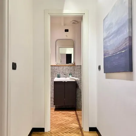 Apartment Zecca Genoa